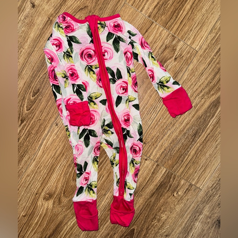 Little Sleepies "Roses" Zippy - 0-3 Months